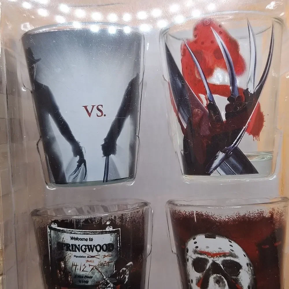 Warner Bros. freddy vs